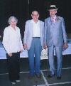Tannie Daphne Harker (80) en haar twee broers, Bill (87) en Len Henning (90)