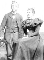b1.c3.d8.e4. Maria Sophia Henning * 28-4-1872 en haar man Gustaaf Wilhelm Lünd