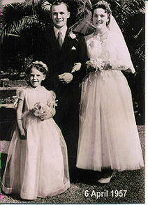 b7.c8.d8.e1.f5. Gideon Stephanus (Giep) Henning *10-10-1935 en sy bruid Johanna Wilhelmina Cathrina Dippenaar *19-2-1936 op hul troudag, 6 April 1957